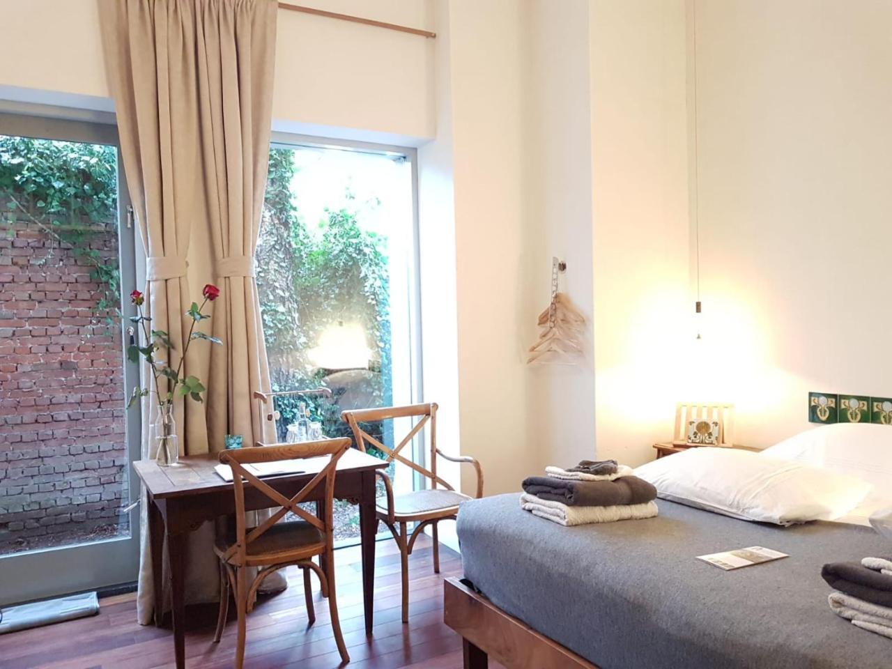 Bed & Breakfast Sintanna Petithotel